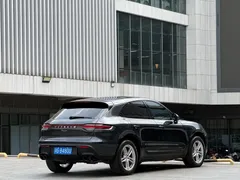 2022 Porsche Macan 2.0T — фото 8