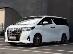 2021 Toyota Alphard Hybrid 2.5L Premium, белый — фото 1
