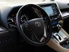 2021 Toyota Alphard Hybrid 2.5L Premium, белый — фото 5
