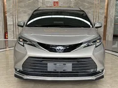 2021 Toyota Sienna 2.5L Hybrid Luxury — фото 2