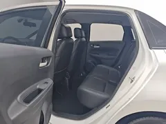 2021 Honda Fit 1.5L CVT, белый — фото 17