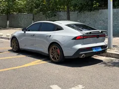 2022 Changan UNI-V 1.5T — фото 4