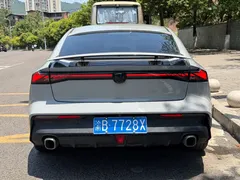 2022 Changan UNI-V 1.5T — фото 5