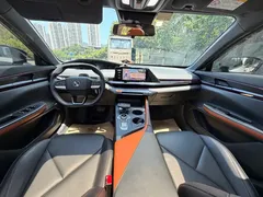 2022 Changan UNI-V 1.5T — фото 9