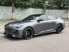 2022 Changan UNI-V 1.5T Sport — фото 1