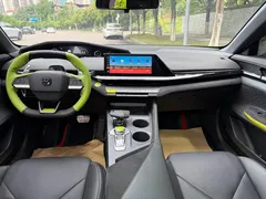 2022 Changan UNI-V 1.5T Sport — фото 8