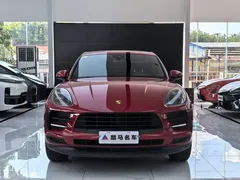 2021 Porsche Macan 2.0T — фото 2