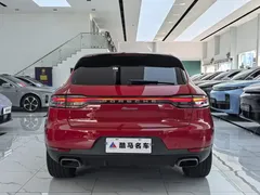 2021 Porsche Macan 2.0T — фото 14