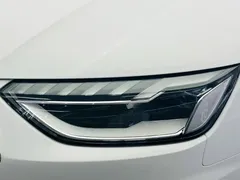 2020 Audi A4L 40 TFSI, белый — фото 11