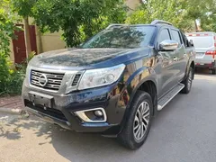 2021 Nissan Navara 2.5L AT 4WD QR25, чёрный — фото 1