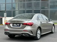 2020 Mercedes-Benz A-Class A 200 L — фото 7