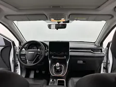 2021 Haval M6 PLUS 1.5T MT Luxury, белый — фото 5