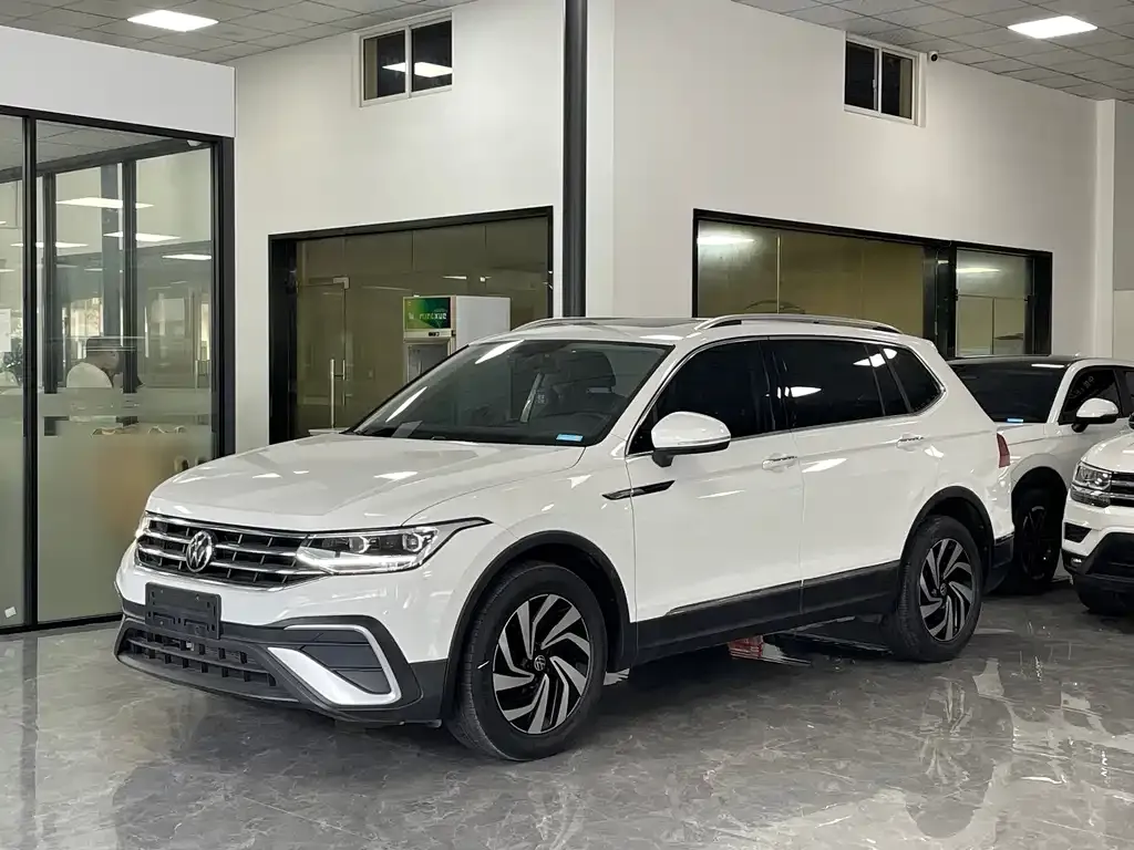 2023 Volkswagen Tiguan L 280TSI AT 2WD