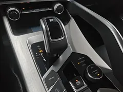 2020 Geely Coolray 1.5T ePro Higher, белый — фото 14