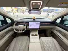 2026 Nio ES8 7-seat Executive Luxury, белый — фото 5