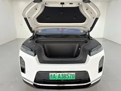 2026 Nio ES8 7-seat Executive Luxury, белый — фото 14