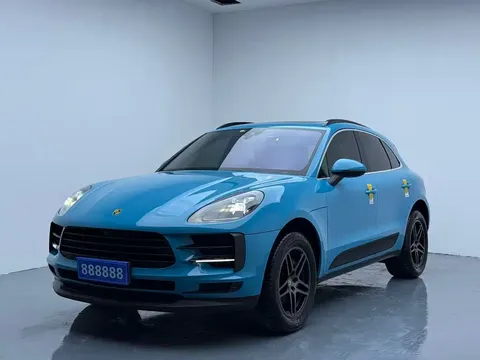 2021 Porsche Macan 2.0T