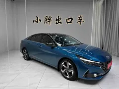 2022 Hyundai Elantra 1.5L CVT LUX Premium, синий — фото 3