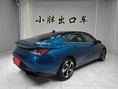 2022 Hyundai Elantra 1.5L CVT LUX Premium, синий — фото 4