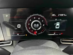 2022 Hyundai Elantra 1.5L CVT LUX Premium, синий — фото 10