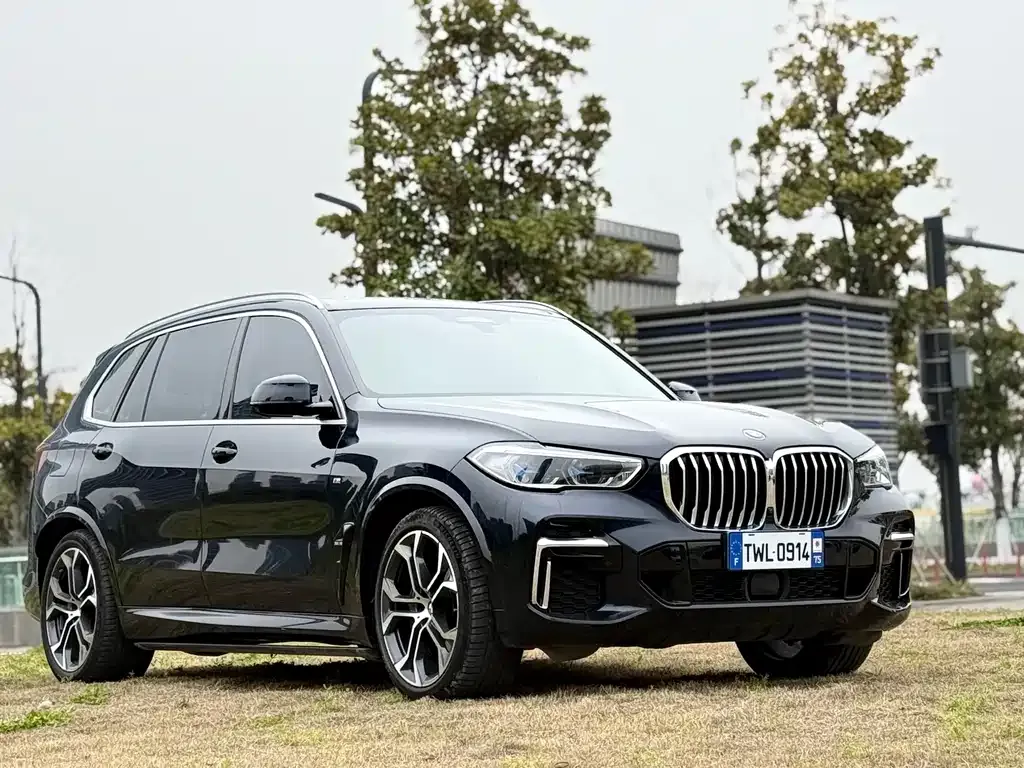 2022 BMW X5 40Li Premium M Sport Package
