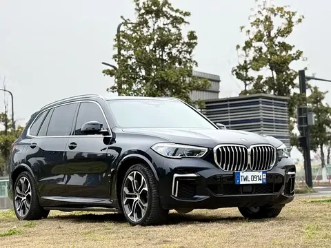 2022 BMW X5 40Li Premium M Sport Package