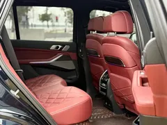2022 BMW X5 40Li Premium M Sport Package, чёрный — фото 4