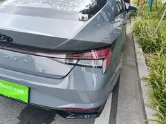 2021 Hyundai Elantra 1.5L CVT GLX Elite — фото 6