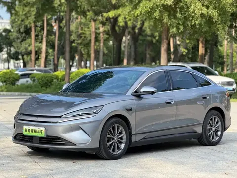 2025 BYD Qin L EV 470km Leading