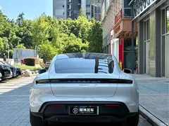 2020 Porsche Taycan, белый — фото 4