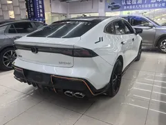 2023 Changan UNI-V 1.5T Sport, белый — фото 9
