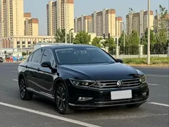 2020 Volkswagen Magotan 330TSI DSG, чёрный — фото 3