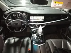 2022 Geely Emgrand GT 1.5T PHEV, чёрный — фото 10