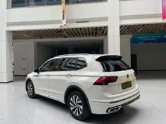 2021 Volkswagen Tiguan L 430PHEV PHEV Flagship, белый — фото 4