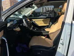 2023 Geely Atlas L 1.5TD DCT Premium, белый — фото 10