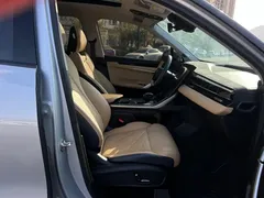 2023 Geely Atlas L 1.5TD DCT Premium, белый — фото 20