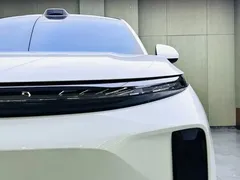 2024 Li Auto L7 Ultra, белый — фото 7