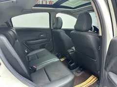 2022 Honda Vezel 1.5L CVT Pioneer, белый — фото 6
