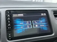 2022 Honda Vezel 1.5L CVT Pioneer, белый — фото 11