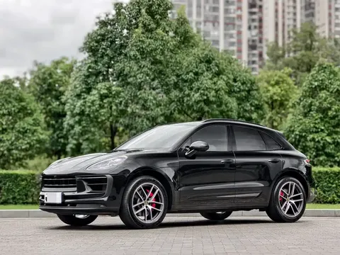 2022 Porsche Macan S 2.9T