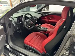 2022 Audi R8, чёрный — фото 14