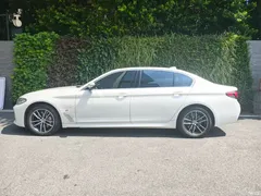 2022 BMW 5 Series New Energy 535Le Pioneer M Sports Package, белый — фото 3