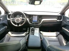 2021 Volvo XC60 Plug-in Hybrid T8 E-Drive Hybrid Zhiyuan Sport — фото 7