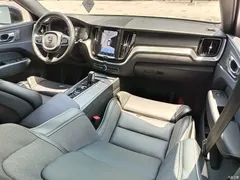 2021 Volvo XC60 Plug-in Hybrid T8 E-Drive Hybrid Zhiyuan Sport — фото 13