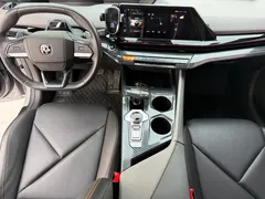 2022 Changan UNI-V 1.5T — фото 4