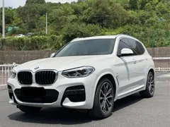 2021 BMW X3 xDrive30i M, белый — фото 1