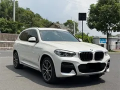 2021 BMW X3 xDrive30i M, белый — фото 3