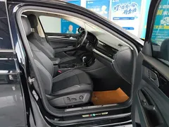 2023 Volkswagen Passat 330TSI Luxury, чёрный — фото 8