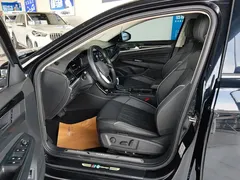 2023 Volkswagen Passat 330TSI Luxury, чёрный — фото 9