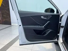 2022 Audi Q2L 35 TFSI, белый — фото 10